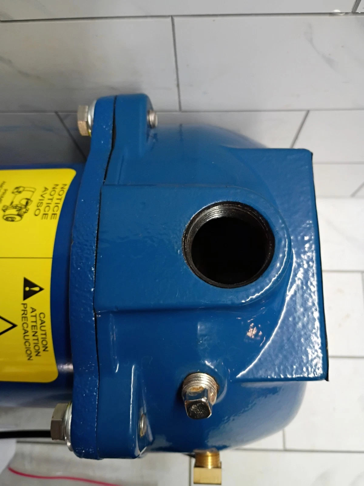 Everbilt 1 HP Professional Convertible Jet Pump. Open Box.
