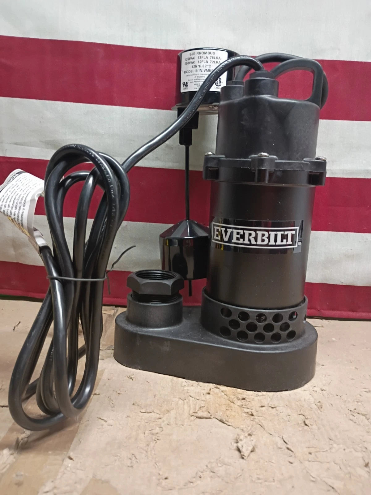 Everbilt HDSP25V 1/4 HP Submersible Sump Pump Thermoplastic, Open Box.