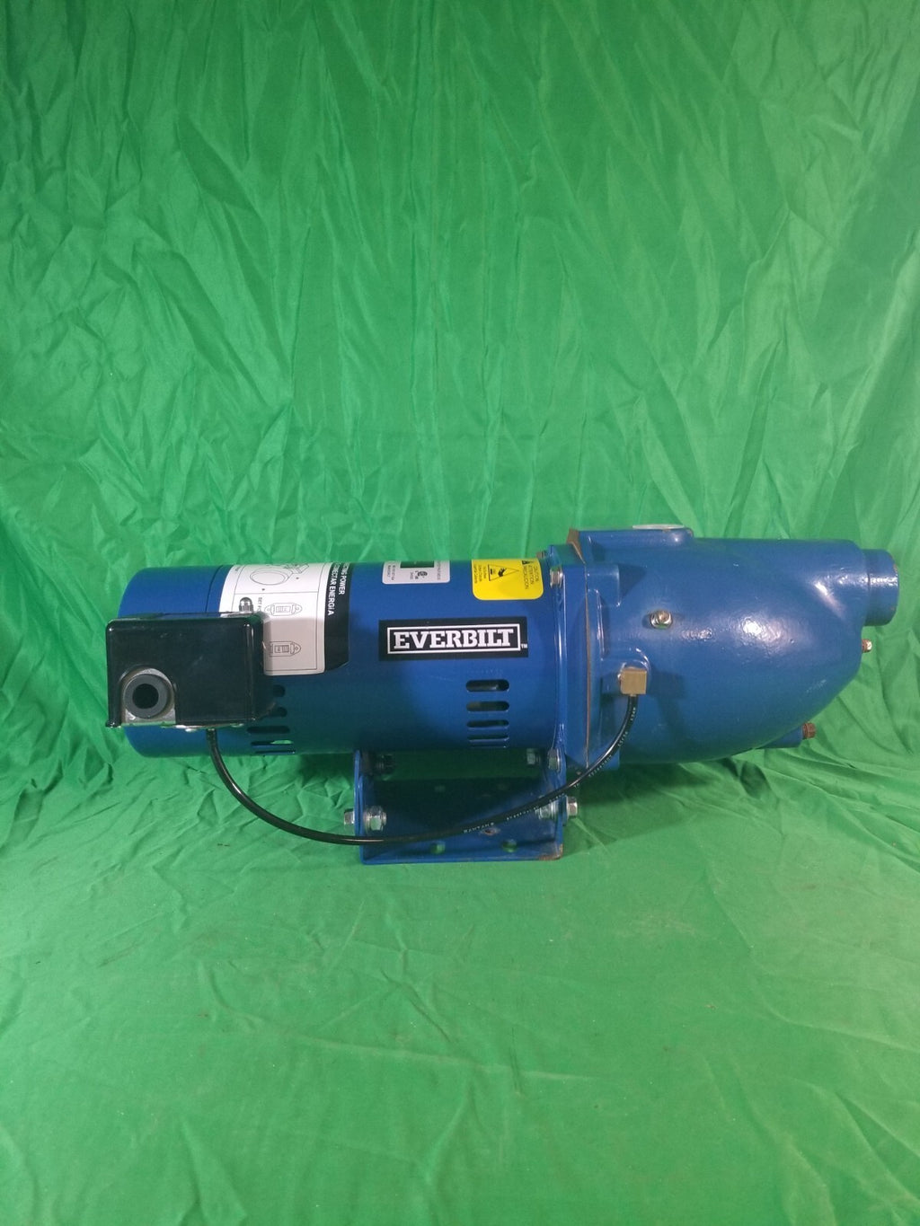 Everbilt 3/4 HP Cast Iron Shallow Well Jet Pump HDSWJ7 as is, *For Parts***