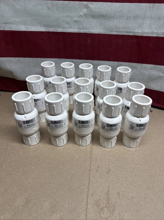 Everbilt 3/4" Slip PVC VALVE (LOT OF 16) (Z)