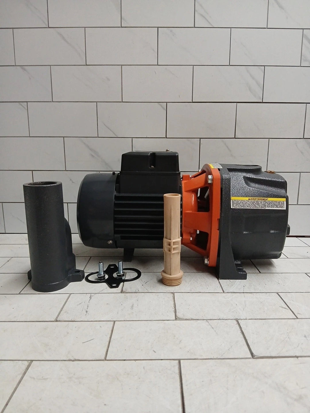 LEO UJm100-1. 1 HP Convertible Well Jet Pump New Open Box