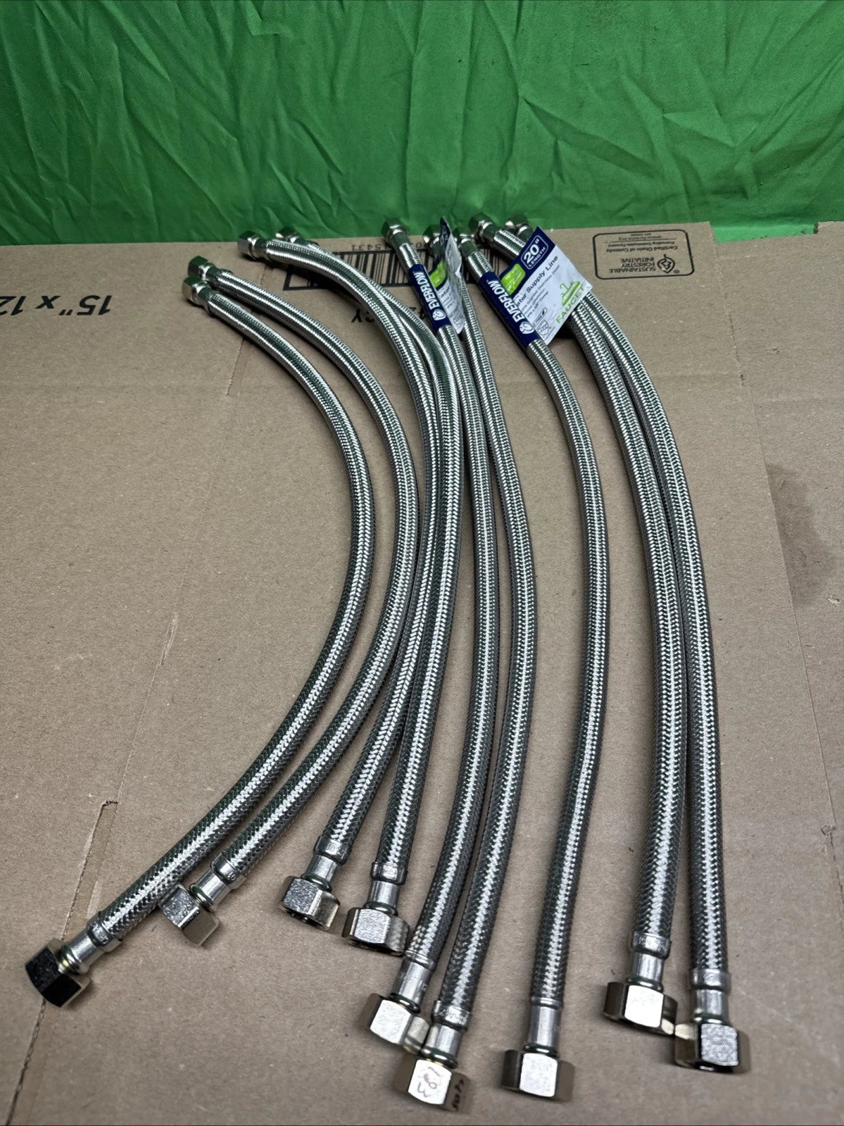 LOT OF 9 Everflow Water Supply Line 3/8 Comp x 1/2 IPS 20" Length 27120-NL