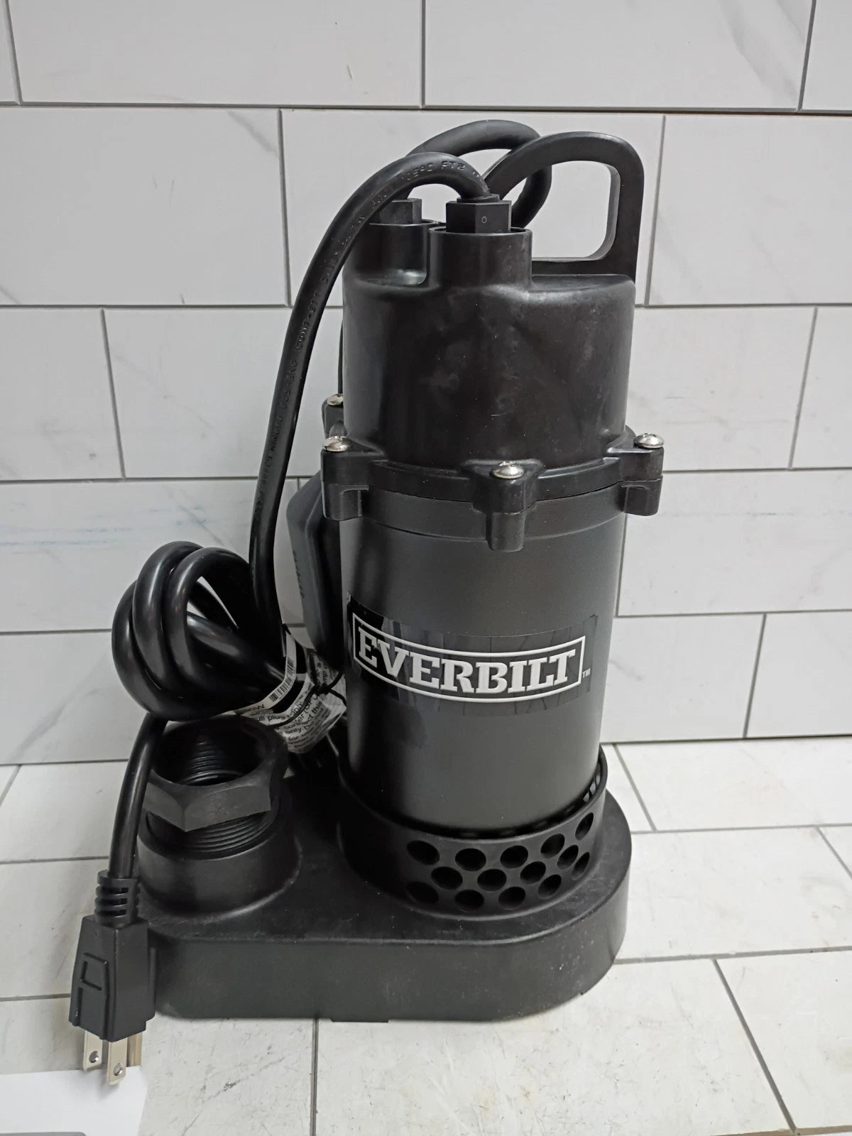 Everbilt 1/2 HP Corrosion Resistant Aluminum Sump Pump w/ Teather Float Switch