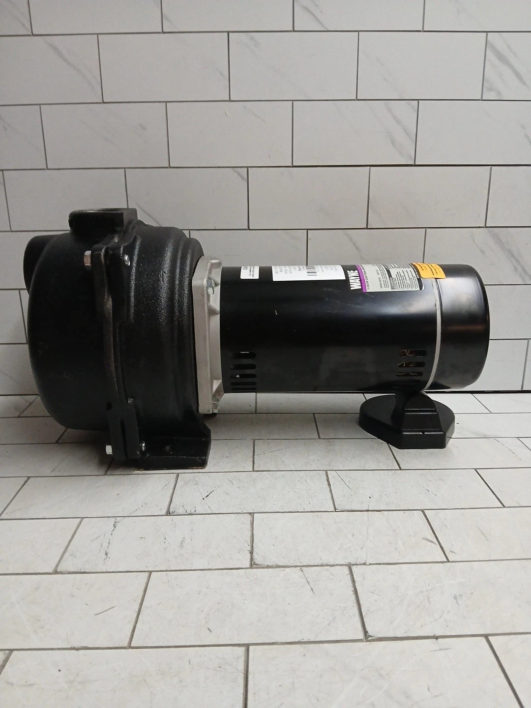 Wayne WLS150 1-1/2HP 230V Cast iron Lawn Irrigation Sprinkler pump New Open Box