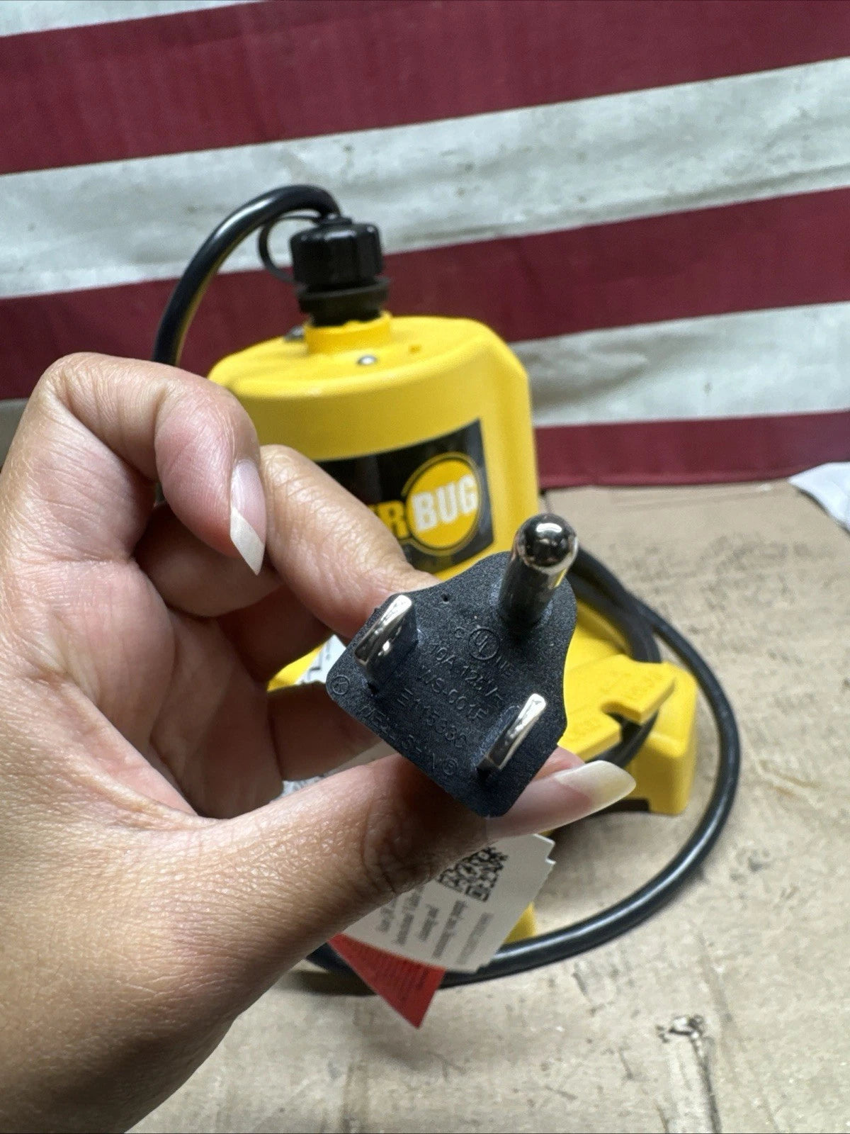 Wayne 1/6 HP WaterBUG Submersible Utility Pump with Multi-Flo Technology USED