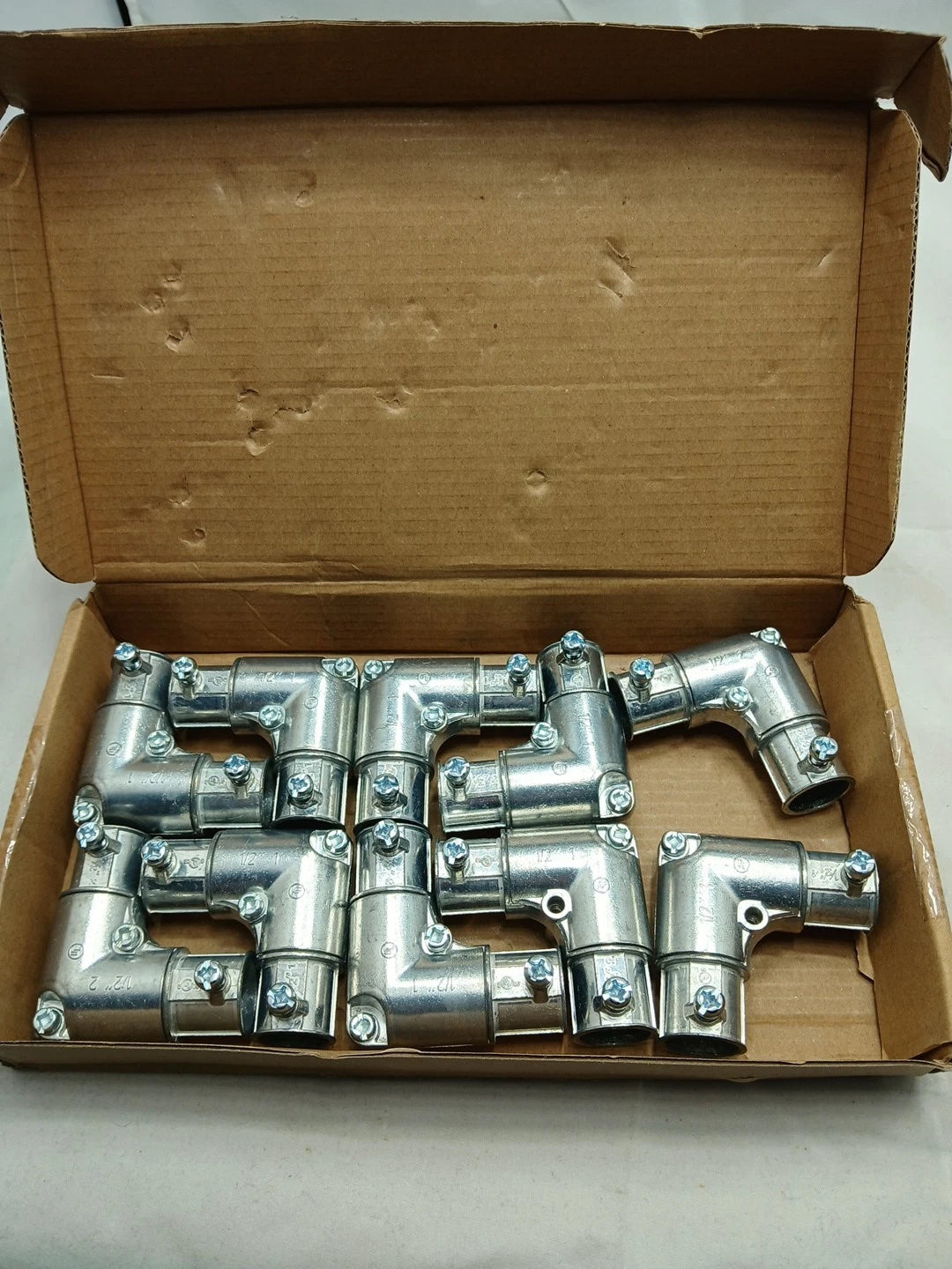 (10 pc lot) 90 Degree Inside Corner EMT Pull Elbow 1/2” Silver