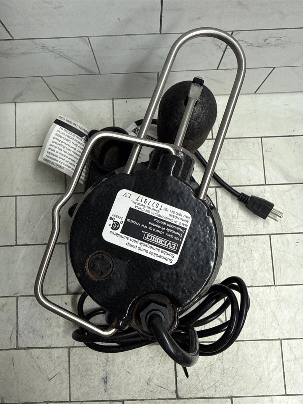 Everbilt HDS50 1/2 HP Cast Iron Submersible Sump Pump Used Good Condition