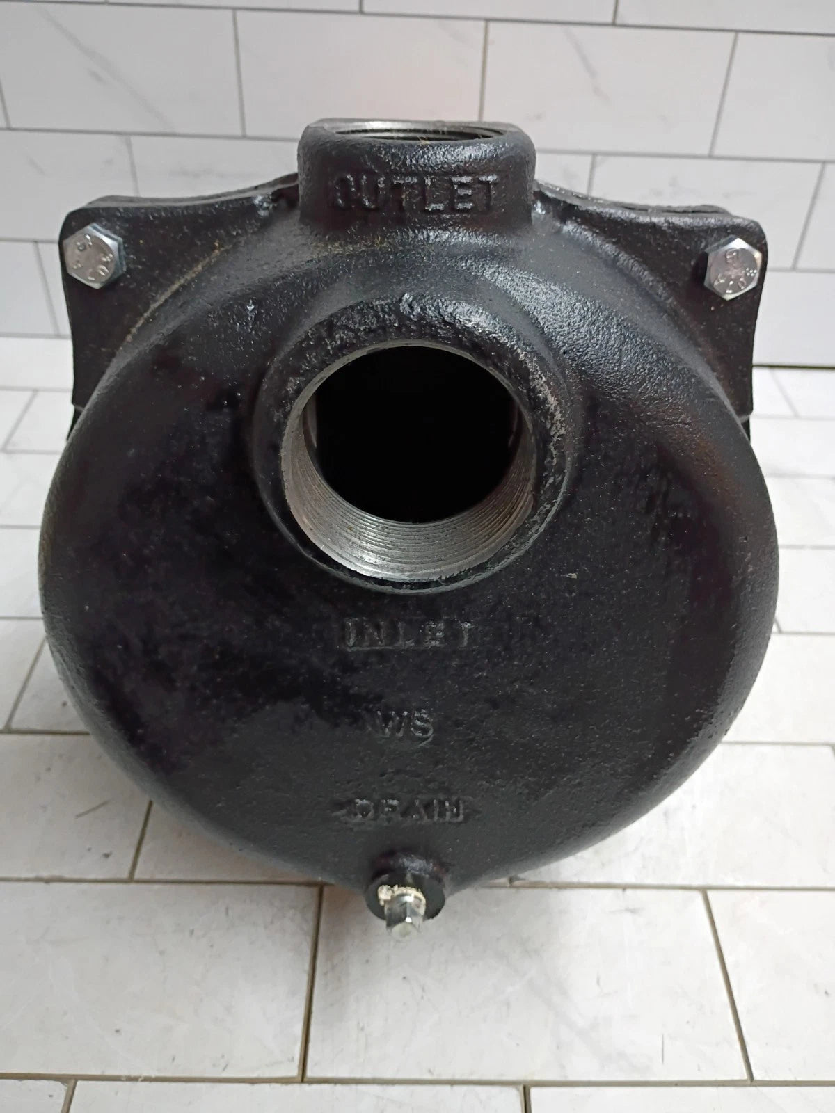 Wayne WLS150 1-1/2HP 230V Cast iron Lawn Irrigation Sprinkler pump New Open Box