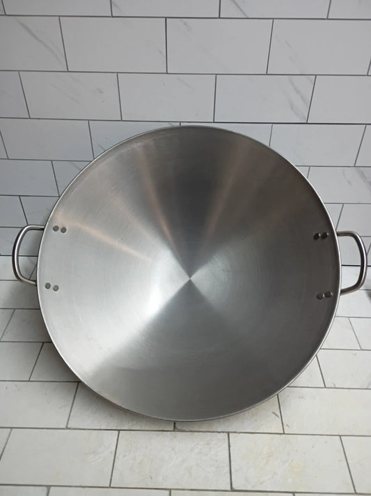 Town Food Service 18 Inch Steel Canontese Style Wok, Open Box