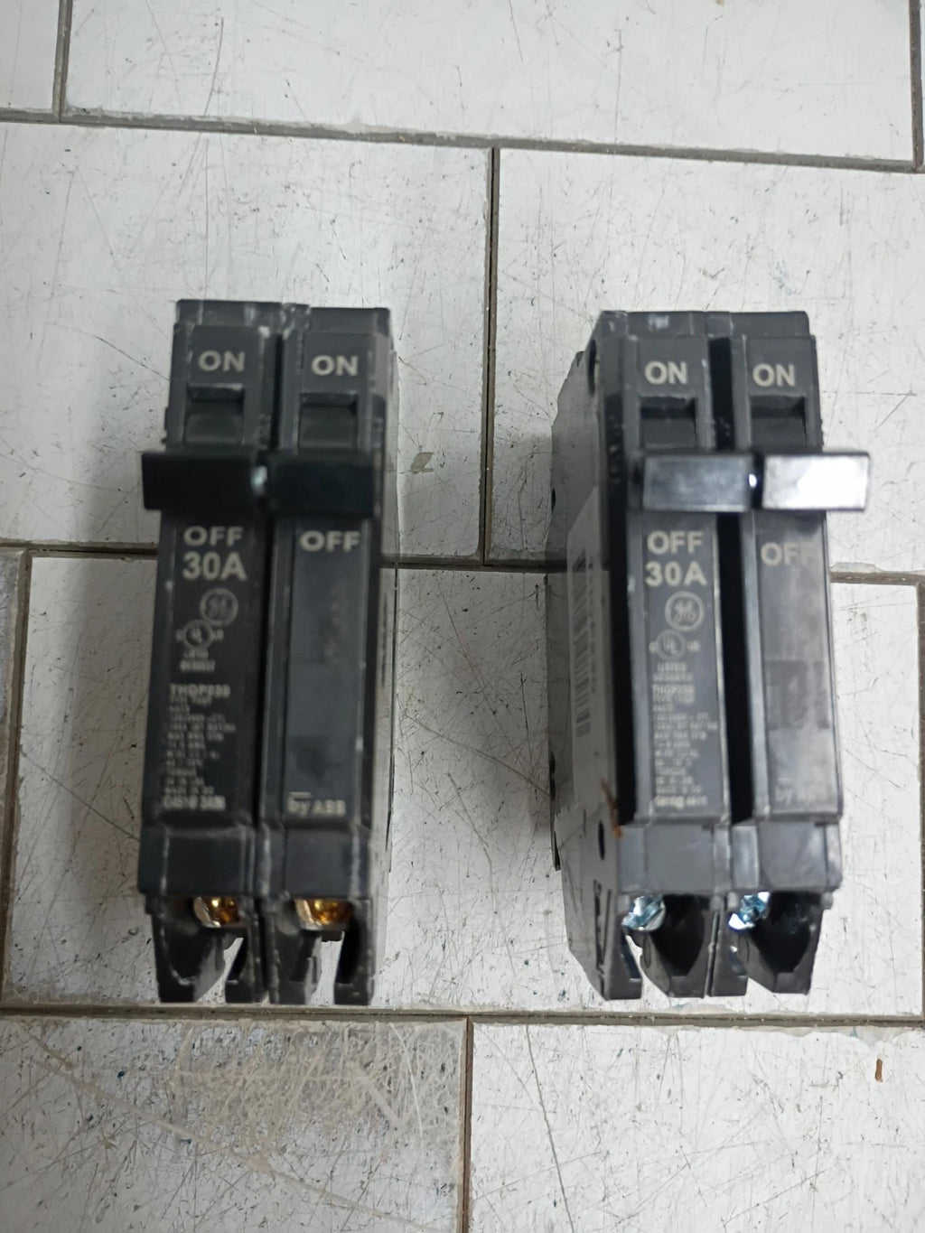 (2 Pack) GE Q-Line THQP230 30A 2-Pole Circuit Breaker Open Box