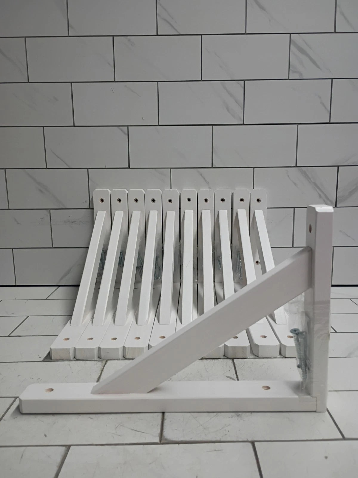 (10 Pack) Everbilt 11.5 in. x 7.5 in. Wooden Bracket White Open Box