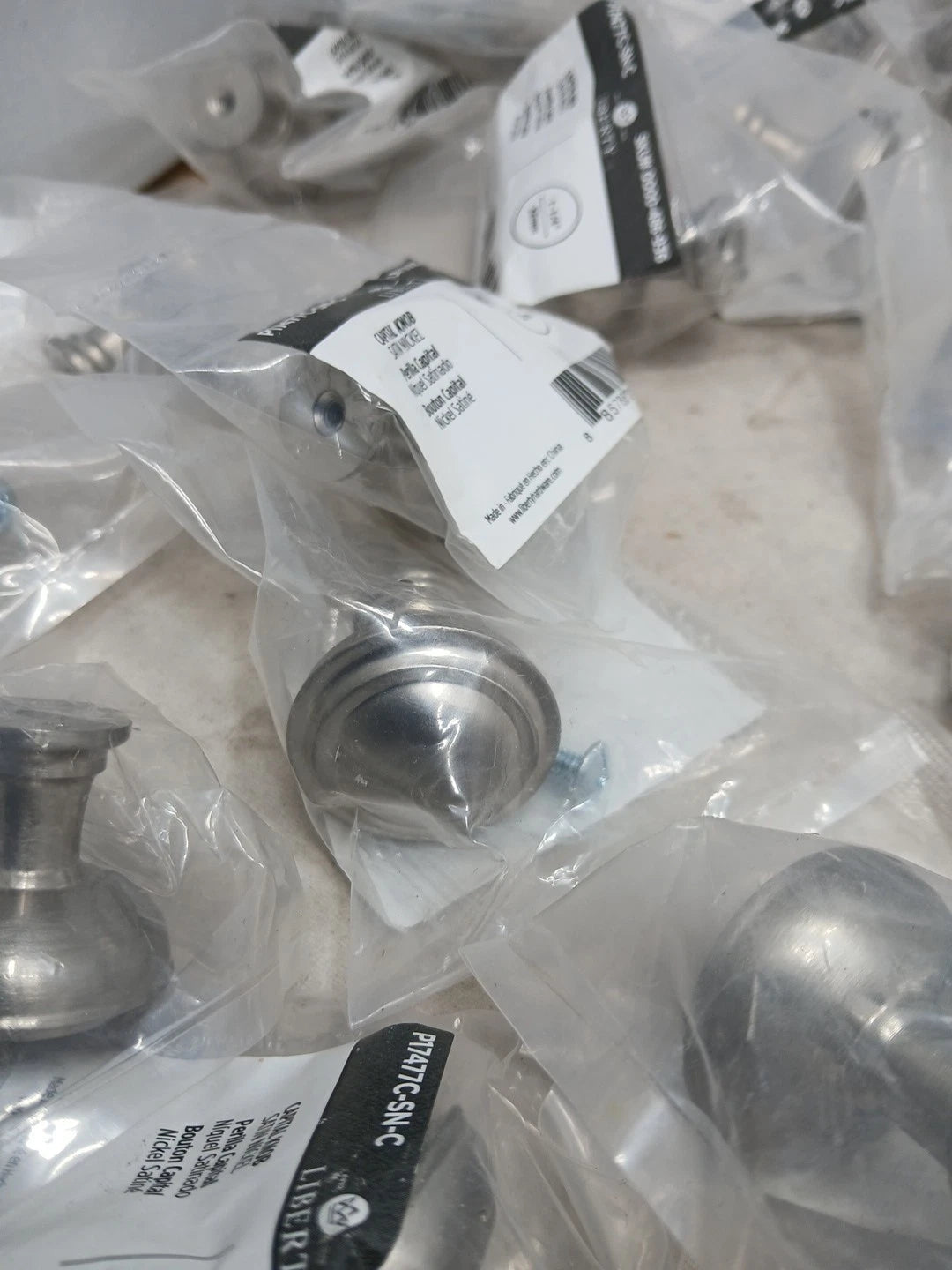 45-Pk Liberty P17477C-SN-C 1-1/4 Satin Nickel Capital Cabinet & Drawer Round New