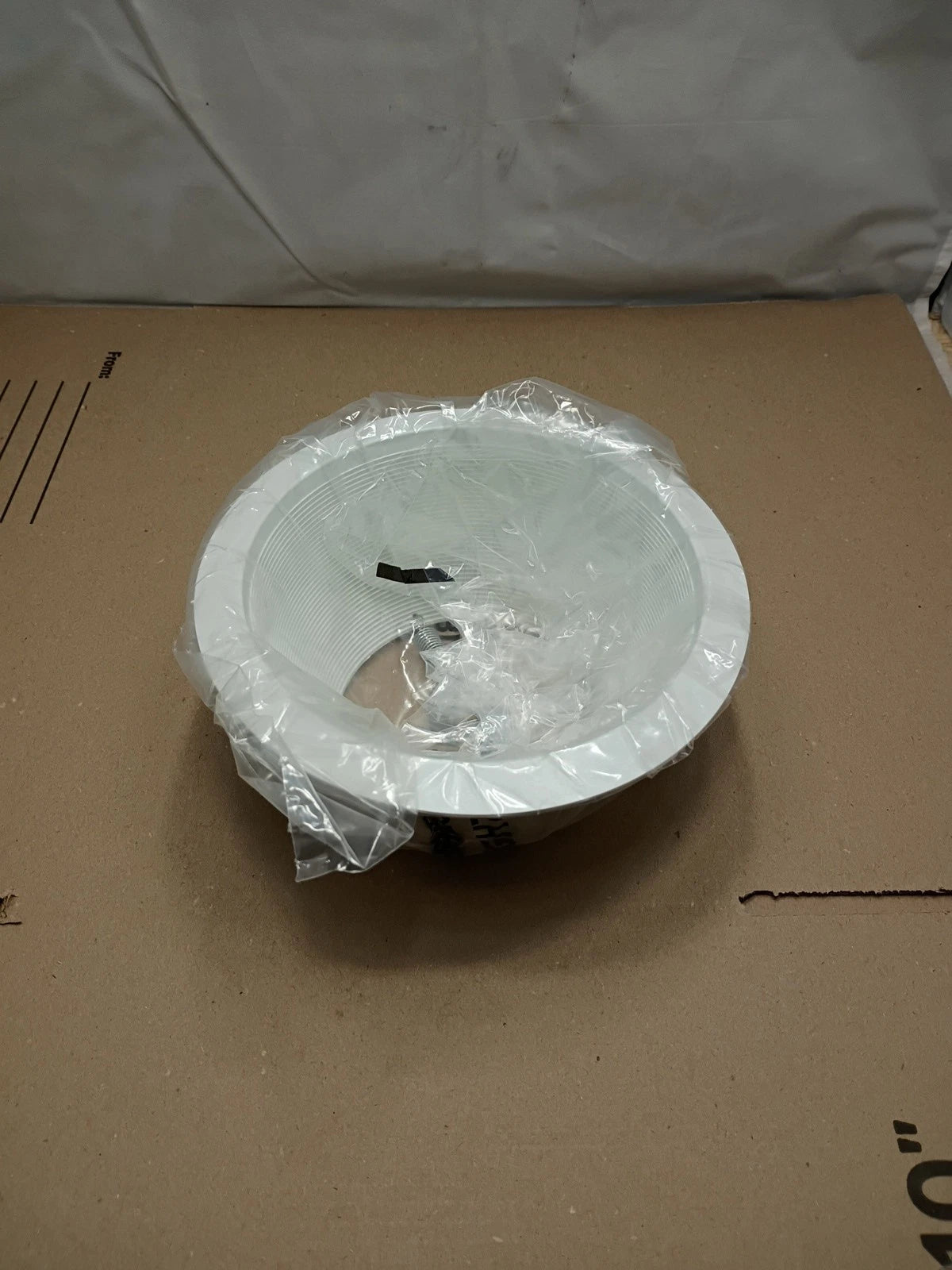 Broan Nutone 744RNL 50-80 CFM Ceiling Bathroom Exhaust Fan with Light.