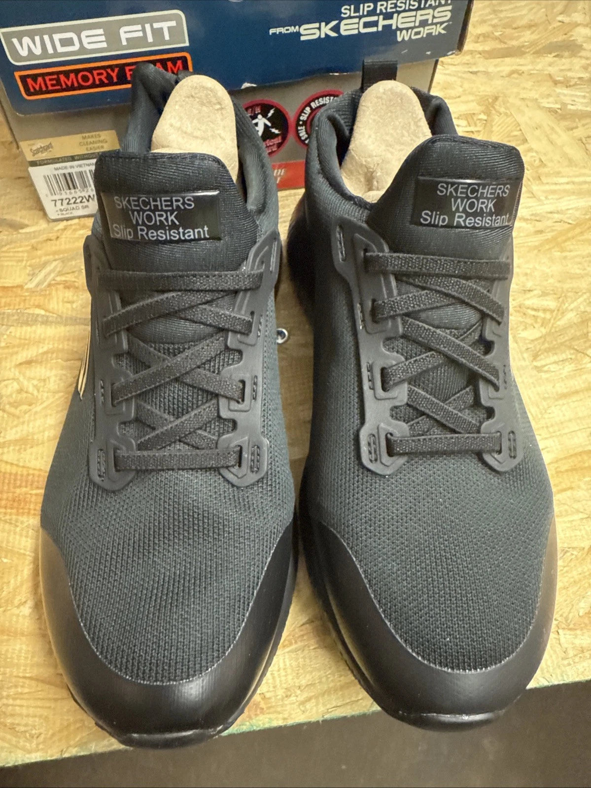 NEW Skechers Work Shoes Women's Size US 8 Black Slip Resistant Sneakers 77222W