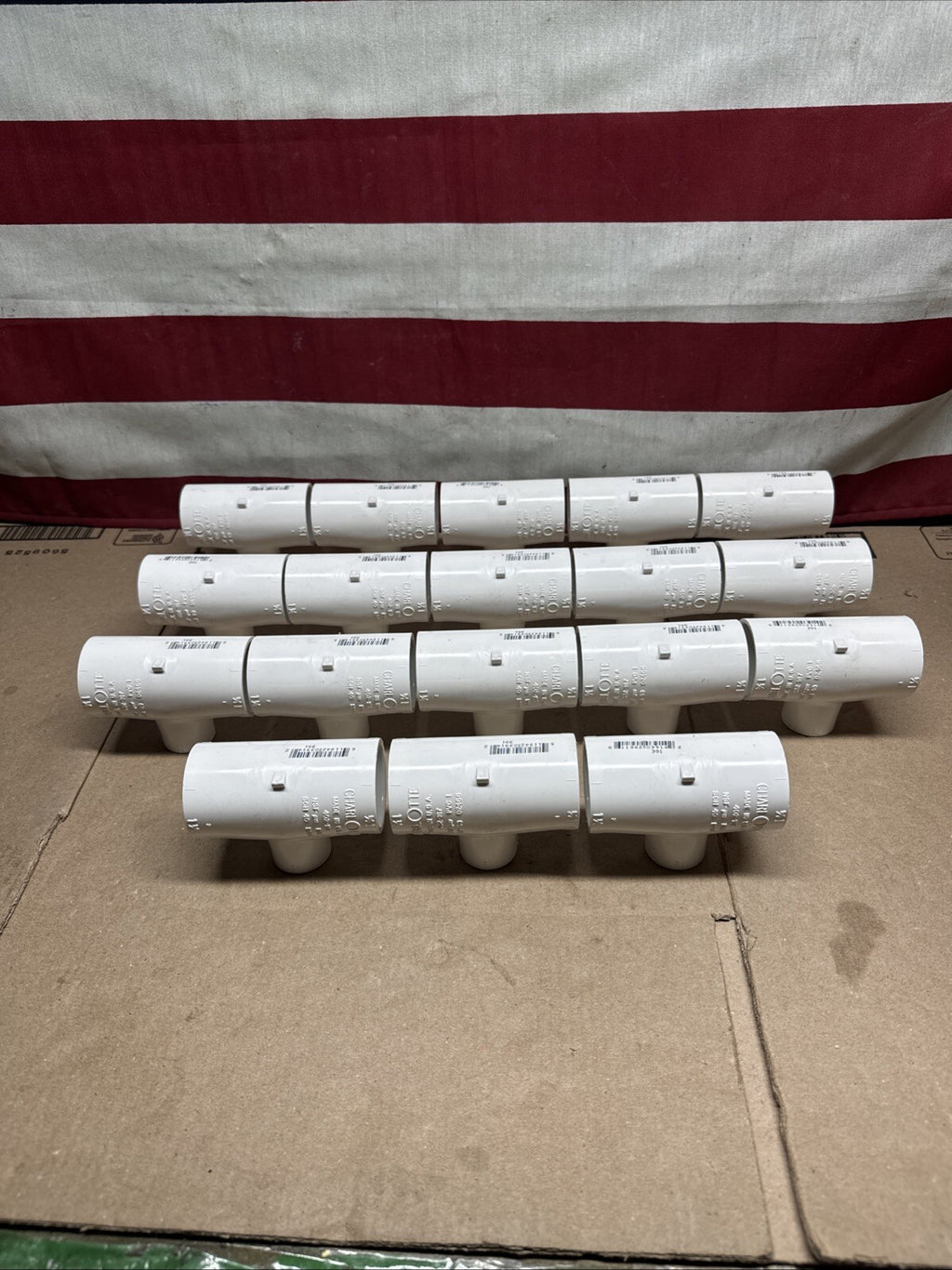 Lot Of 18 GENOVA PRODUCTS 31488 1-1/4" x 1-1/4" x 3/4" Reducing Tee Slip