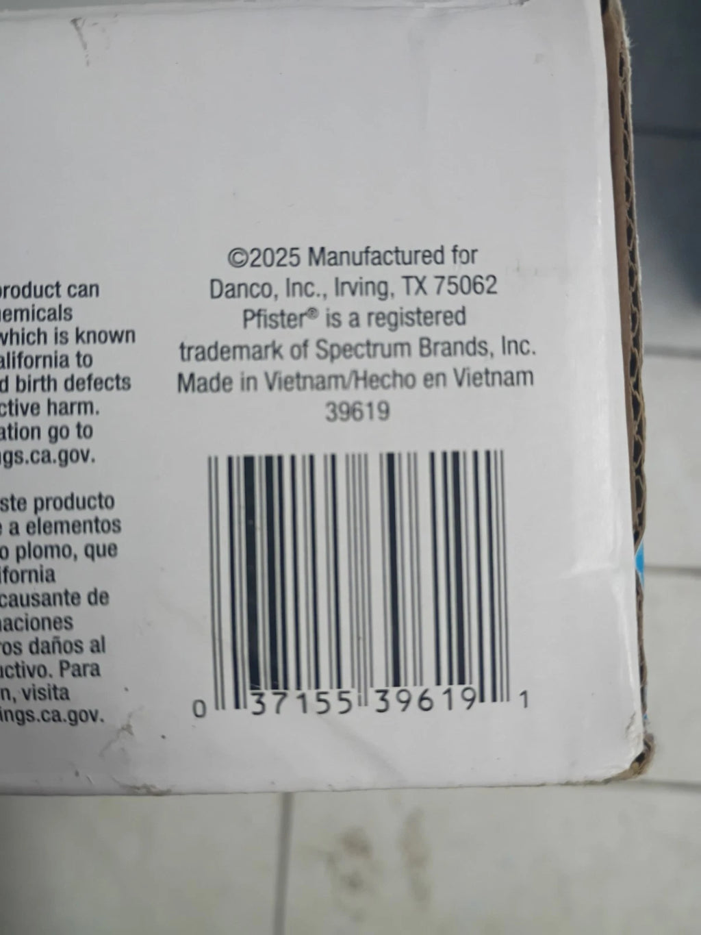 (1) PK Danco 39619Tub/Shower Remodeling Kit for Pfister - CHROME. Open Box