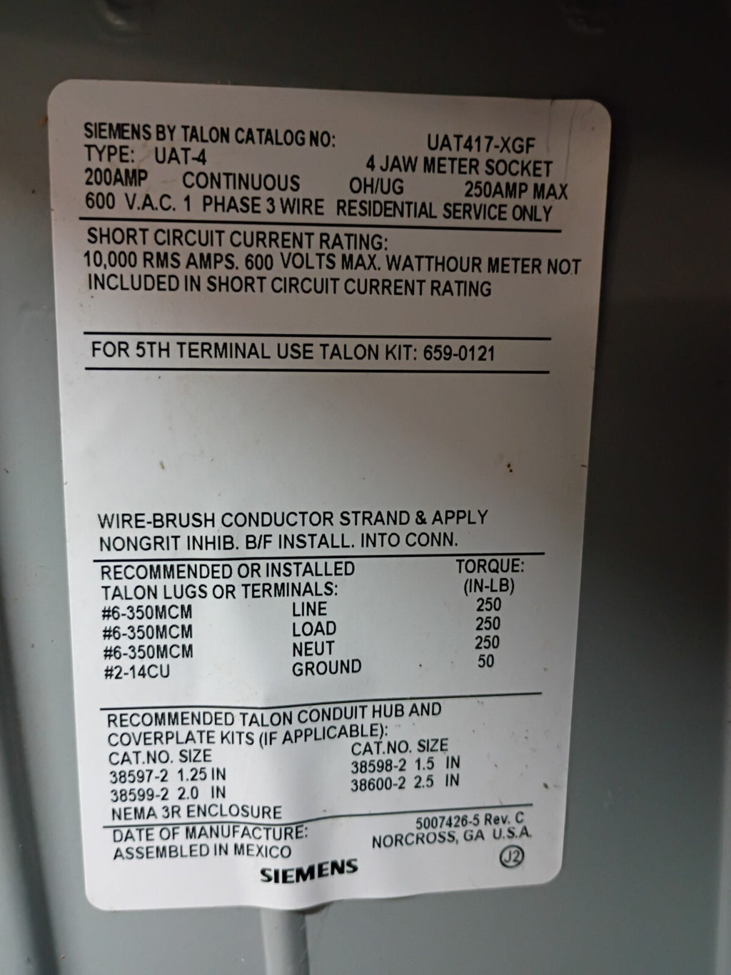 Siemens UAT417-XGF  200 Amp 4 Jaw No Bypass Ringless Meter Socket with Latch OB