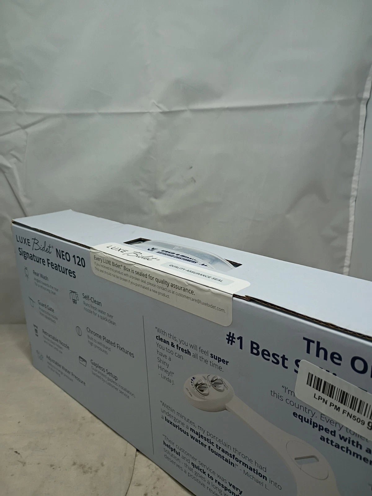 LUXE Bidet NEO 120 - Self-Cleaning Nozzle, Fresh Water Non-Electric Bidet NEW