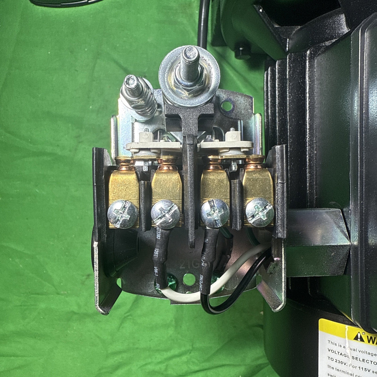 1/2 HP 115/230V Cast Iron Convertible Jet Pump Built-in Thermal Overload Protect