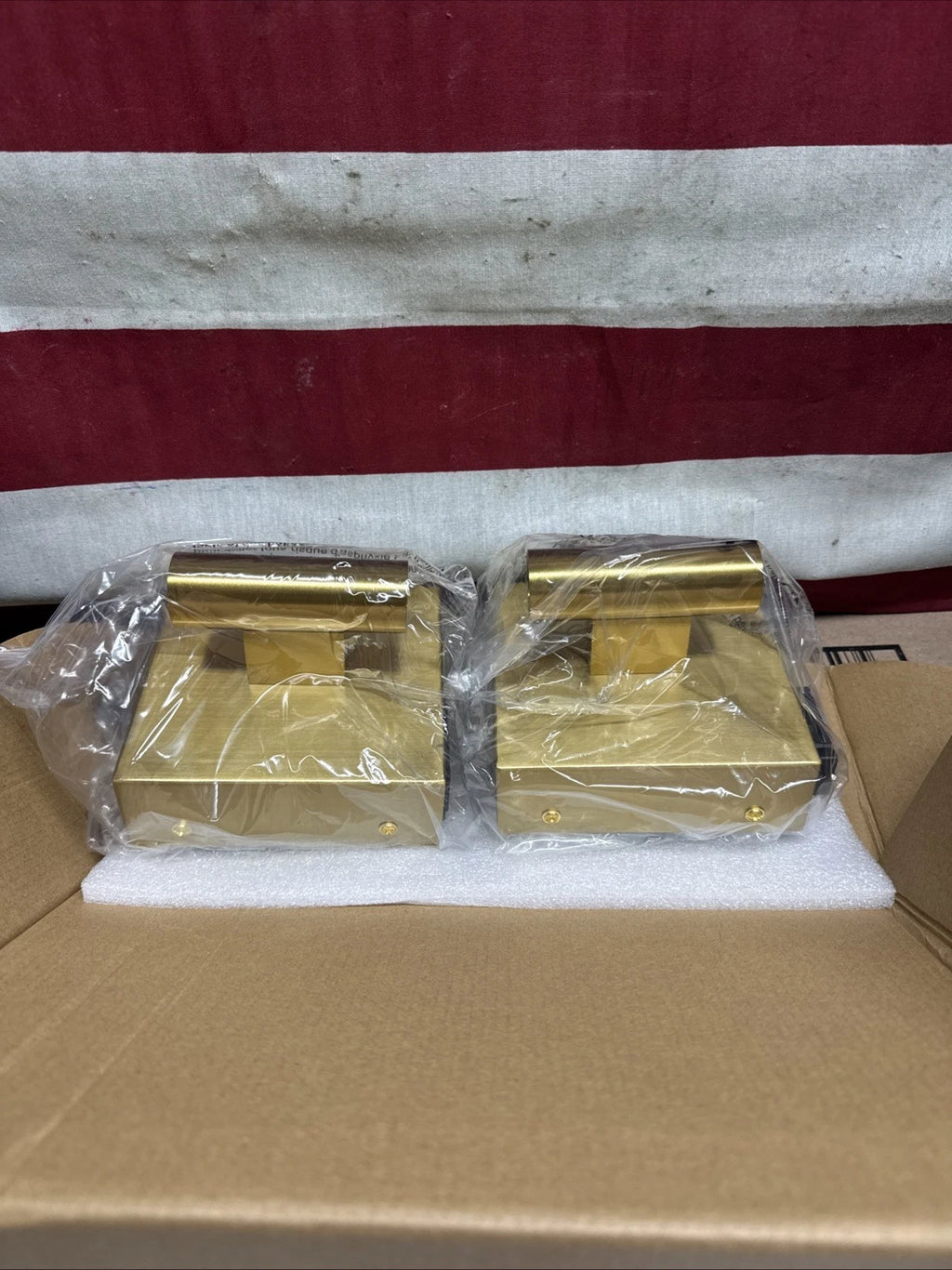 24 in. Brushed Gold Battery Operated Wall Sconce (Set of 2)360° Rotatable(Read⬇️