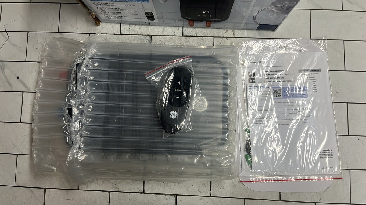 GE Tankless Water Heater 8.0 KW Point Of Use up to 1.7 GPM | GE08SNLPDG Open Box