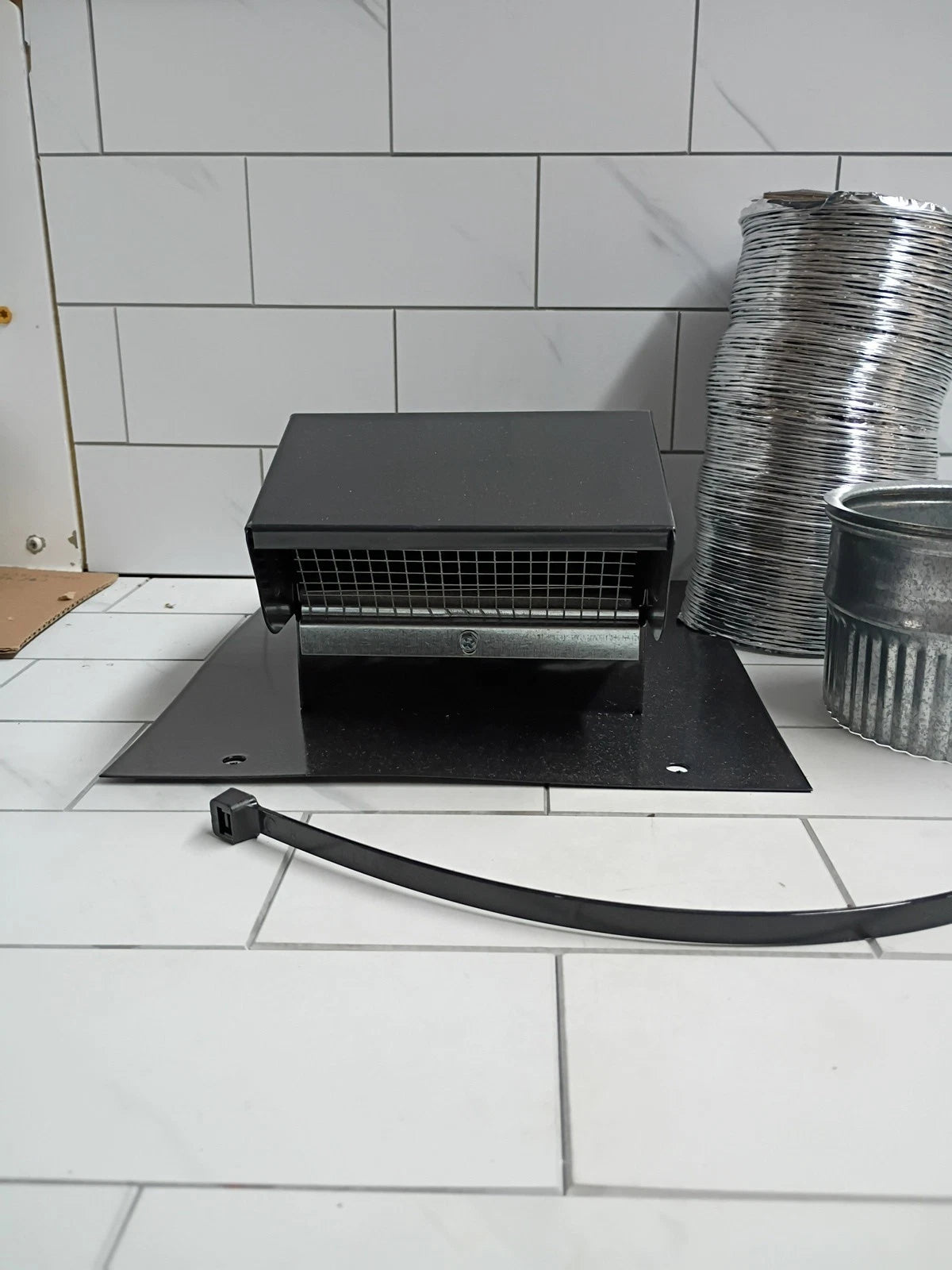 BROAN NUTONE RVK1A 3”-4” Roof Vent Kit For Round Duct Steel In Black NEW OB