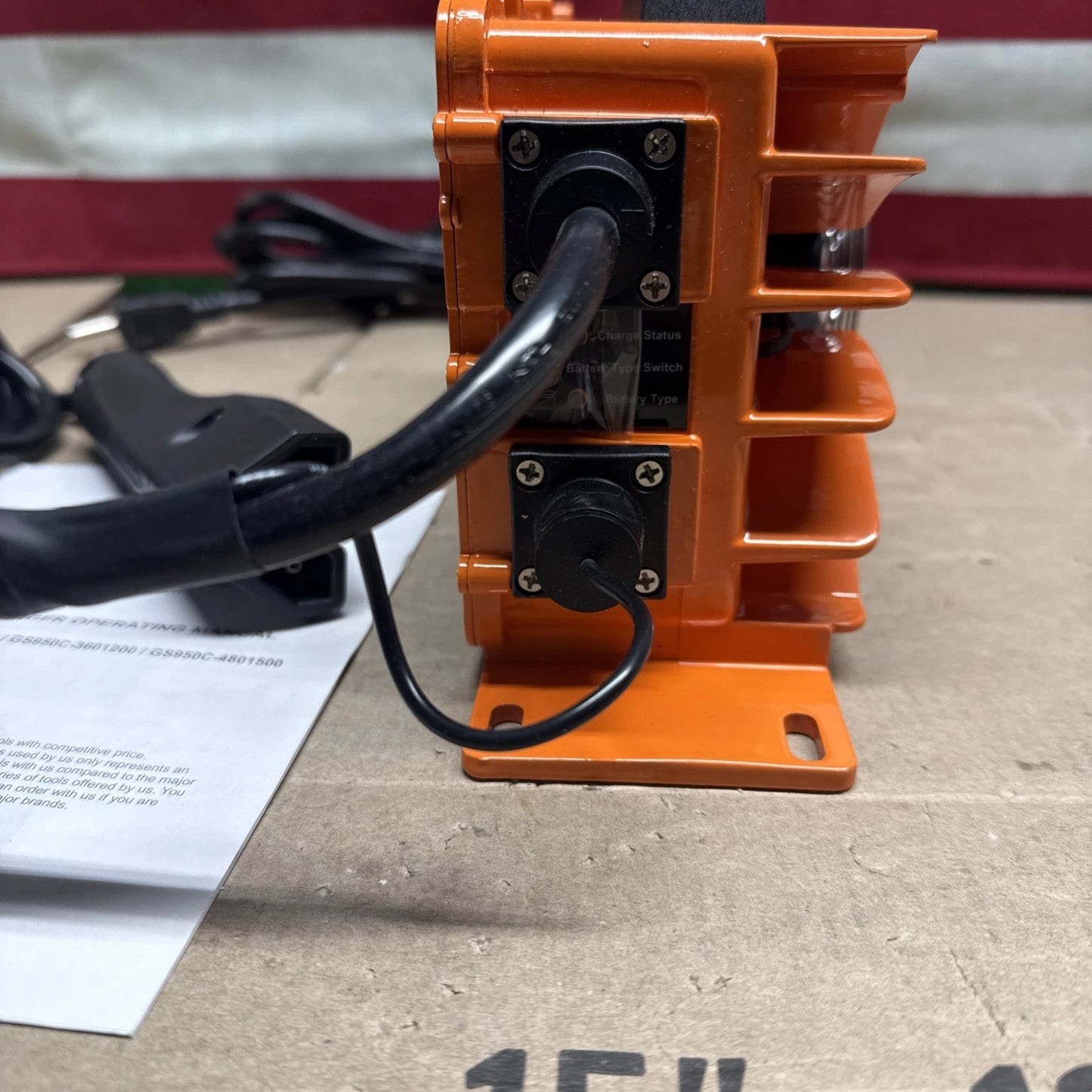 VEVOR 48 Volt 15 AMP Golf Cart Battery Charger GS950C-4801500 (20) (OB).