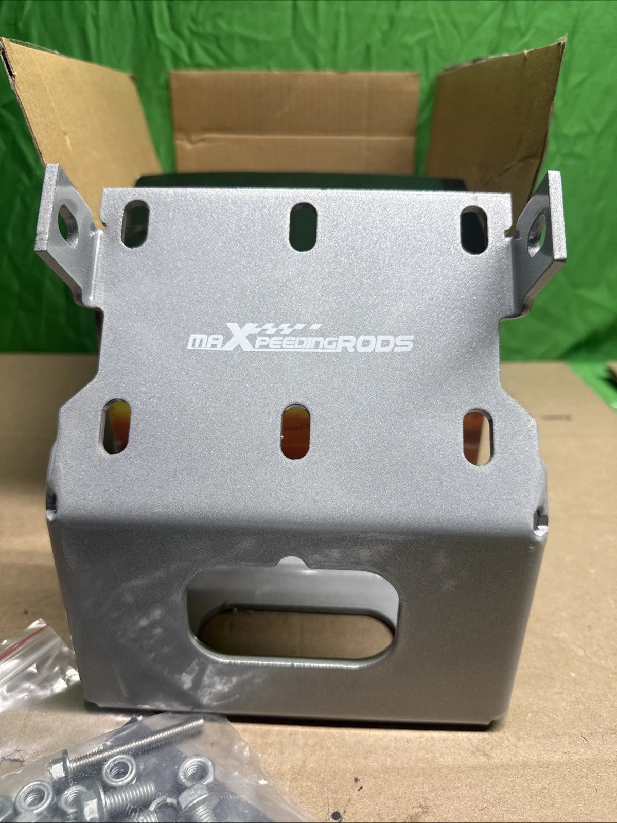 MaXpeedingrods Winch Mount Plate Rubicon TRX520 2020-2024 READ new