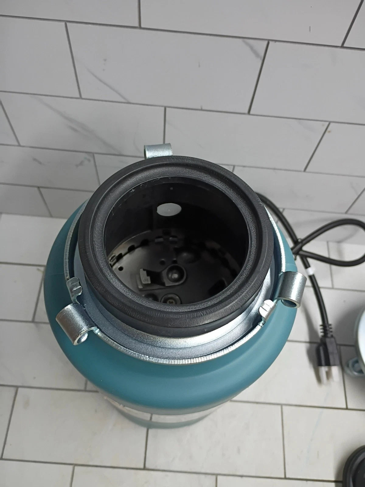 Glacier Bay GB1000 Turbo Grind 1/2hp Garbage Disposal Open Box NO PUNCHOUT Read