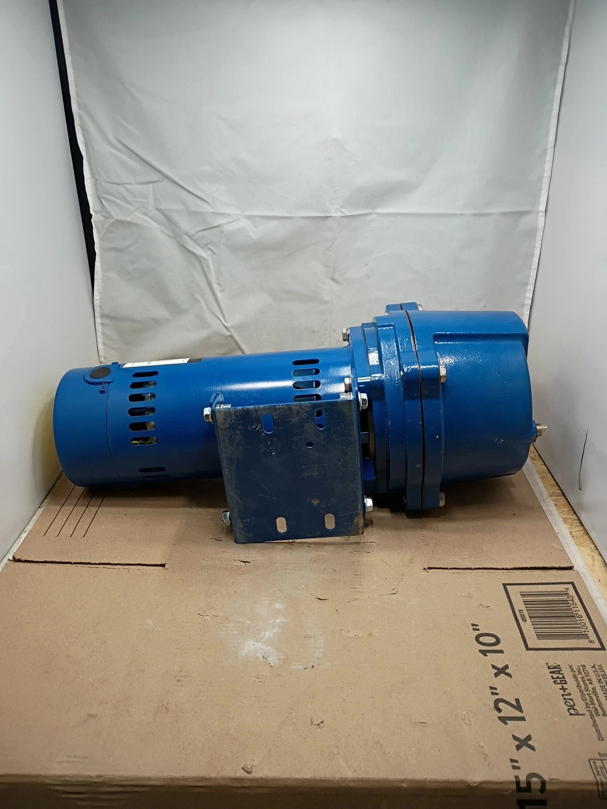 Everbilt 1-1/2 HP Cast Iron Lawn Irrigation Pump 115 /230 Dual Voltage FOR PARTS