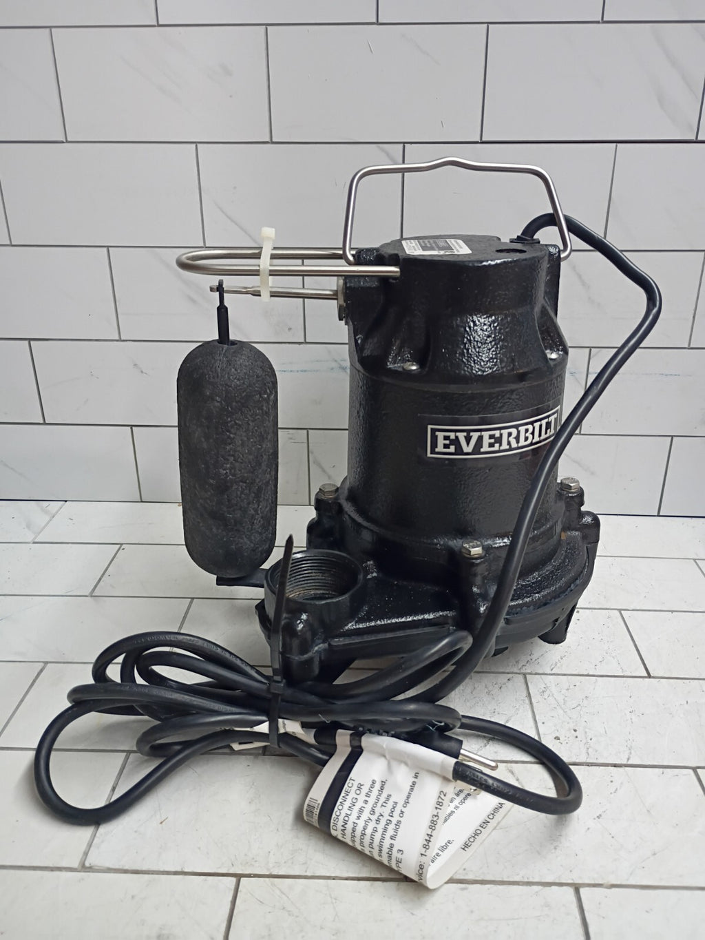 Everbilt 1000041119 1/3 HP Cast Iron Submersible Sump Pump Used.