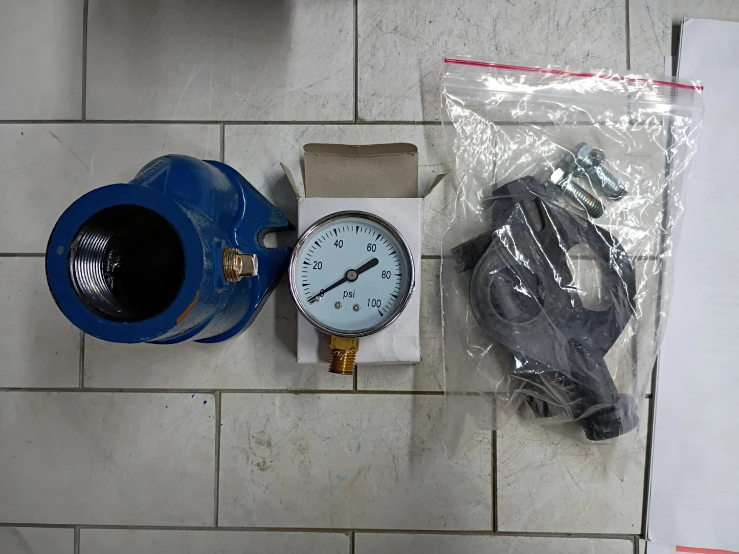 Everbilt 1 HP Professional Convertible Jet Pump. Read Description For Parts