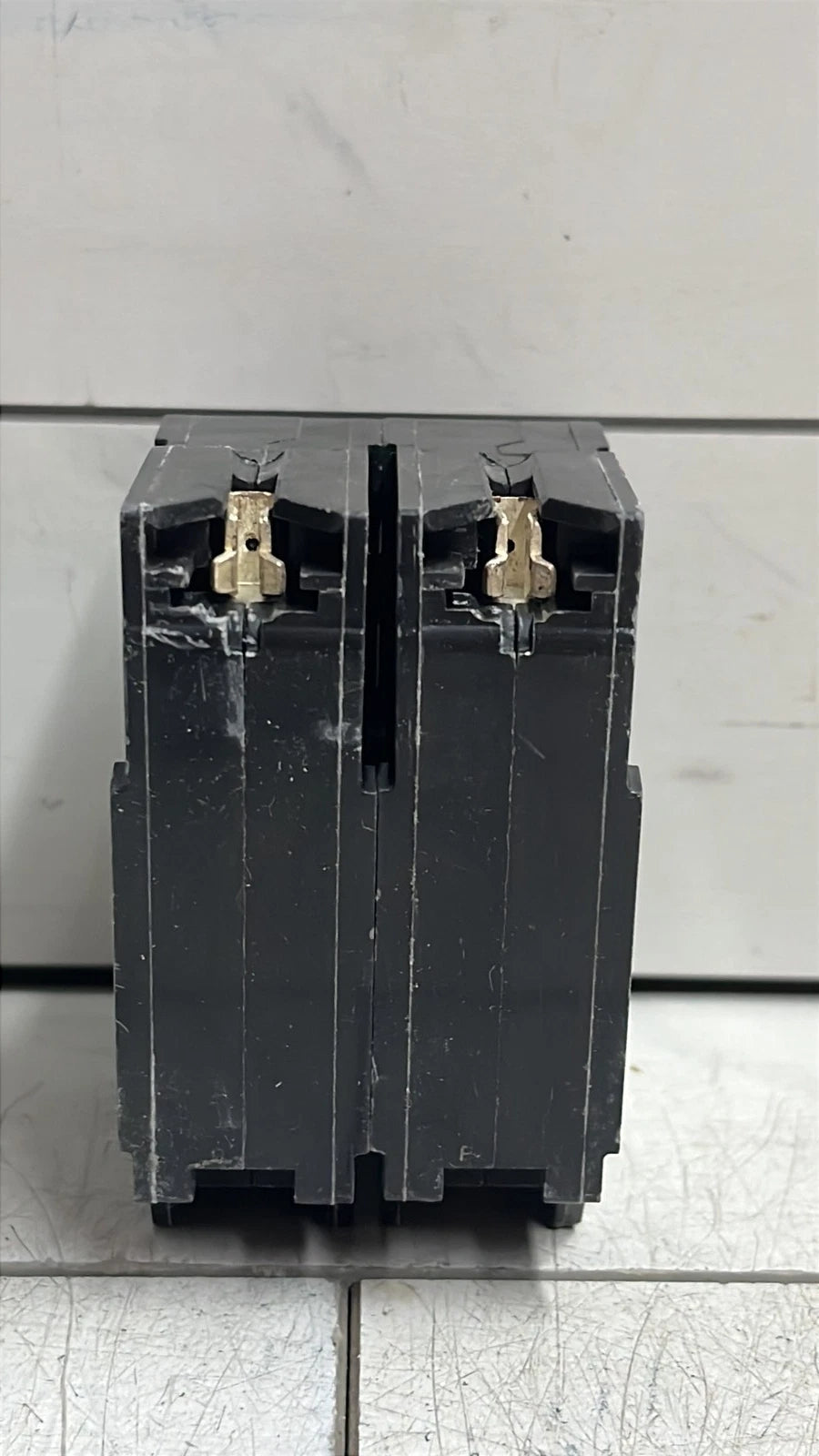 ABB THQL21125PA 125 Amp 1 in. Double-Pole Circuit Breaker OB