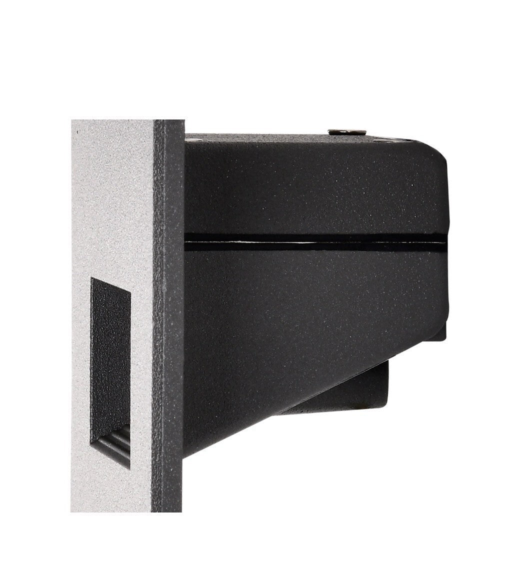 LED Horizontal Step Light 5W Bronze Finish 120V