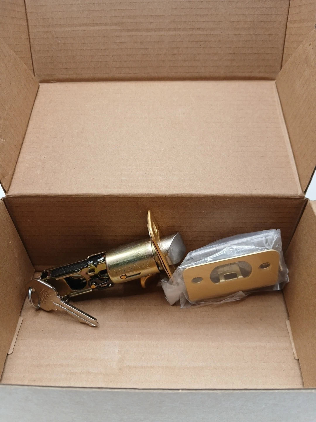 Design House Cambridge Keyed Entry Brass Door Knob in Satin Gold r6