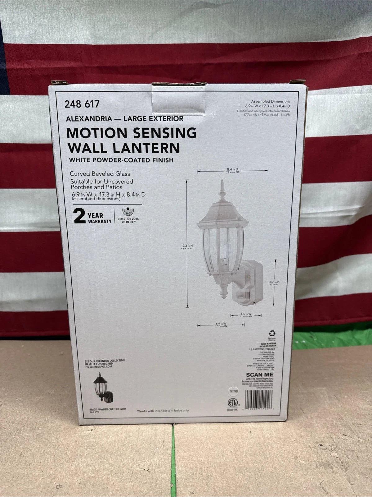 NEW Hampton Bay Alexandria Motion Sensing Exterior Wall Lantern White 248 617