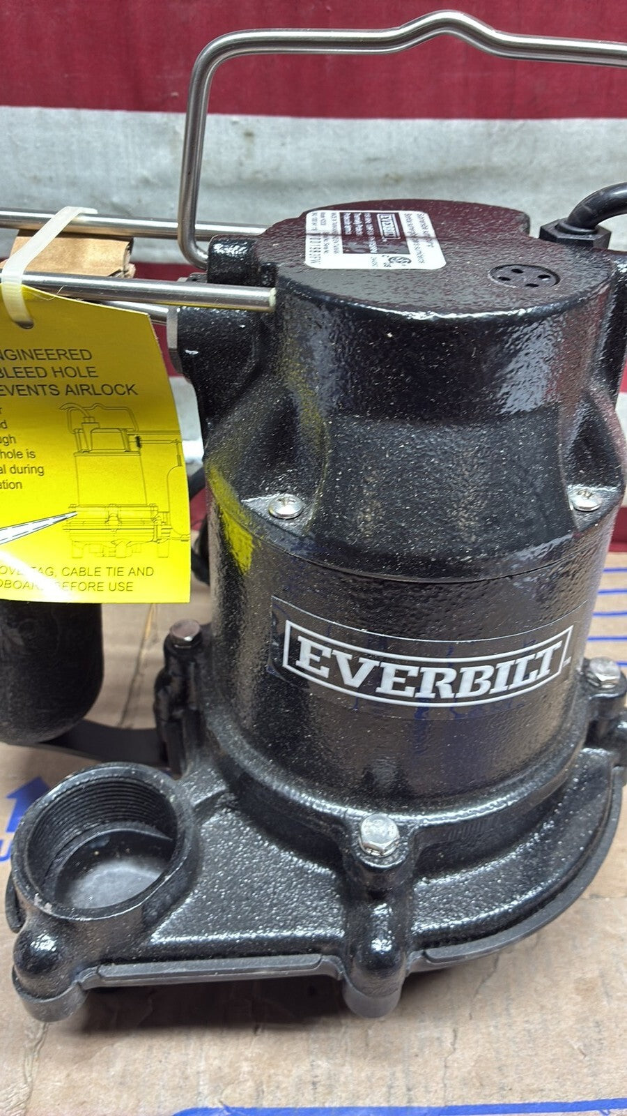 Everbilt HDS30 1/3 HP Cast Iron Submersible Sump Pump Open box