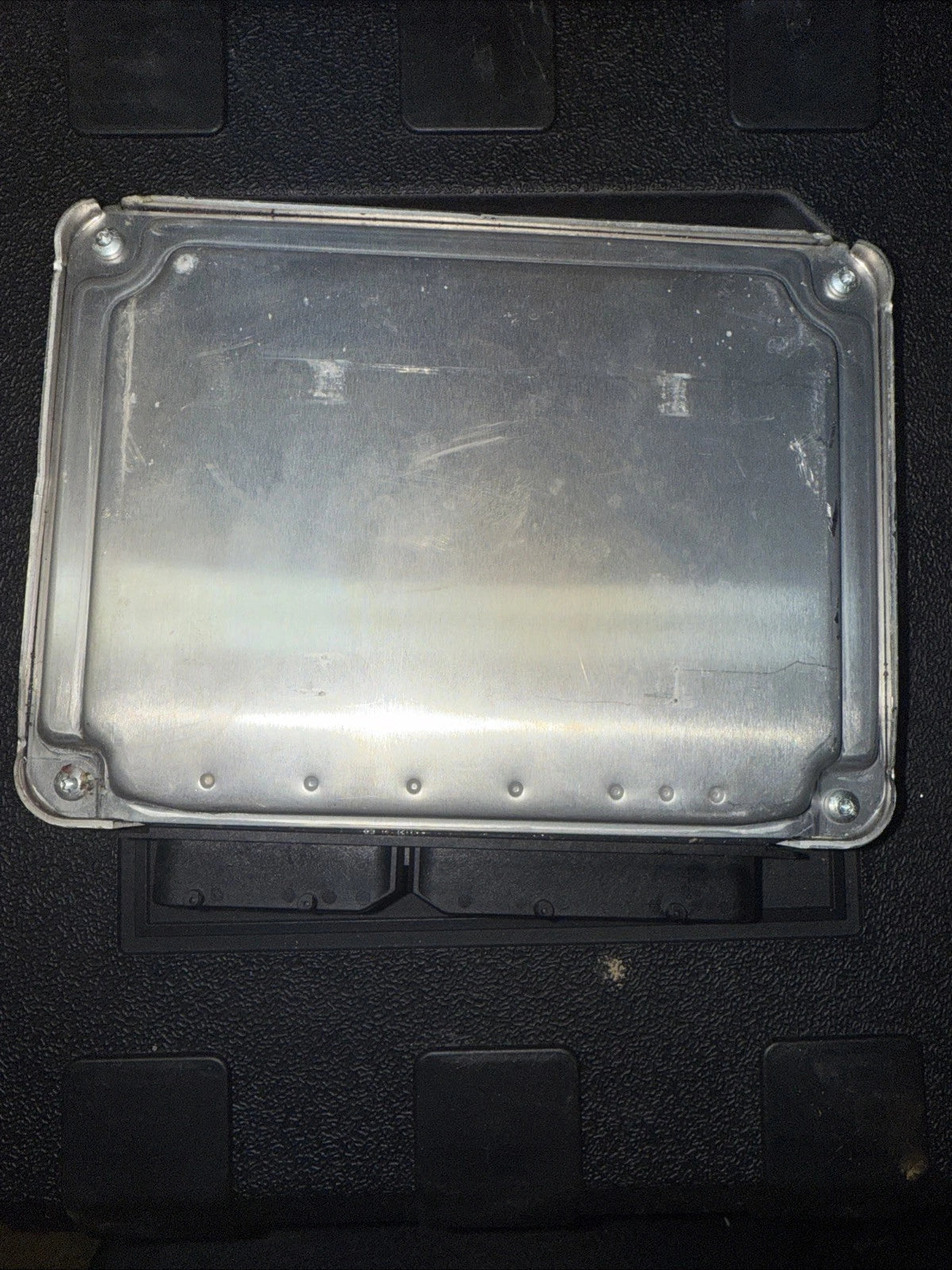 ECU ECM COMPUTER Audi A8 2003 03 2004 04 4E0 907 560