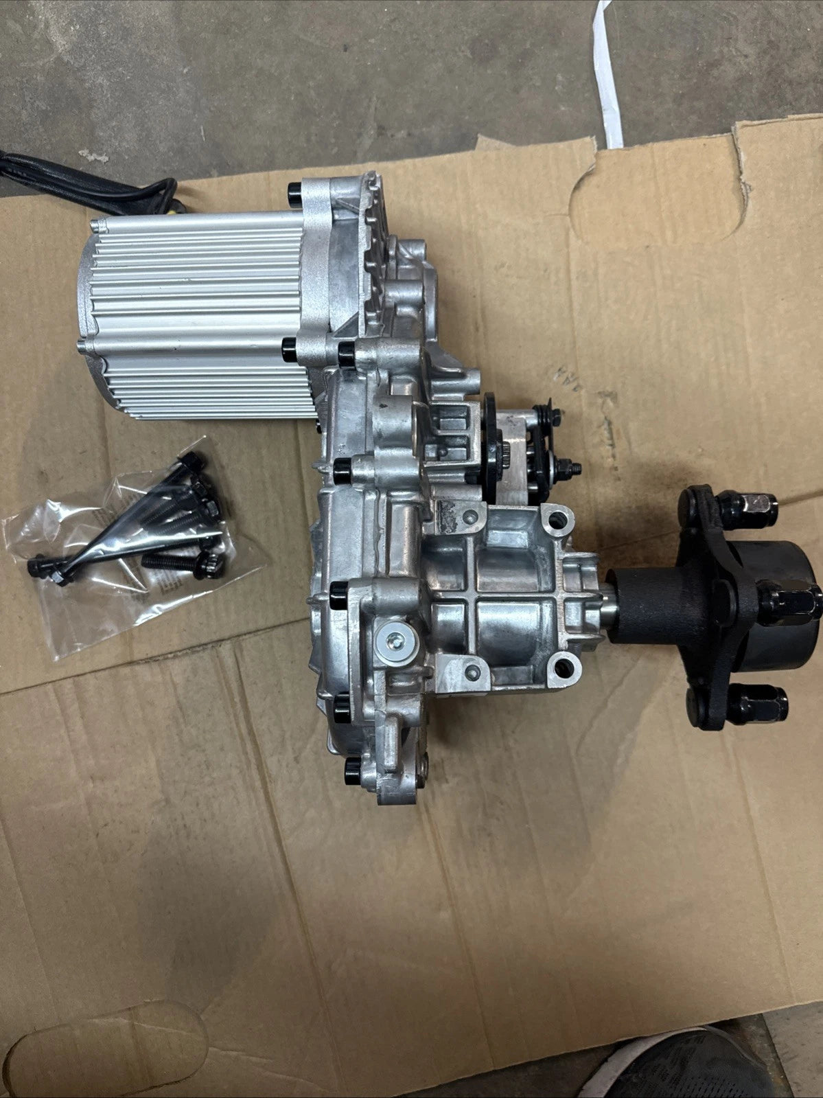 Right Drive Motor & Transaxle Assembly for Ryobi 30" Z30Li 80v Zero Turn Mower