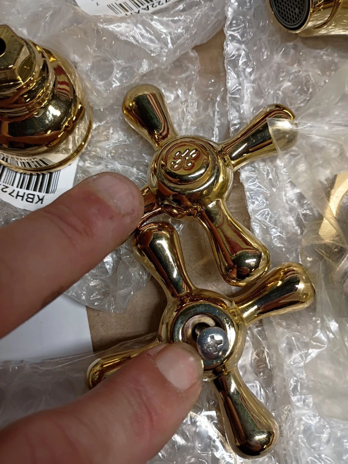 Kingston Brass KS1972AL Heritage 1.2 GPM Widespread Bathroom, READ DESCRIPTION.