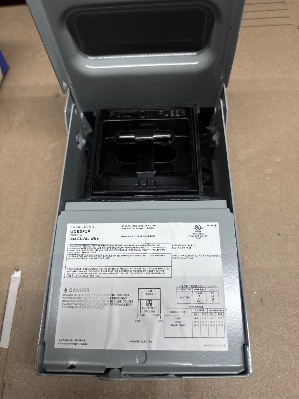 Midwest Electric 60 Amp 240V Fused AC Disconnect U065F1P