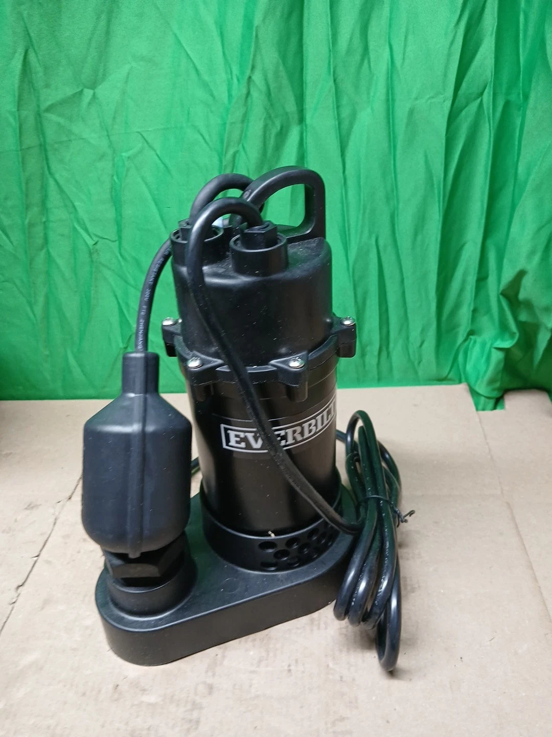 Everbilt 1/3 HP Corrosion Resistant Aluminum Sump Pump w/ Tether Switch Used..