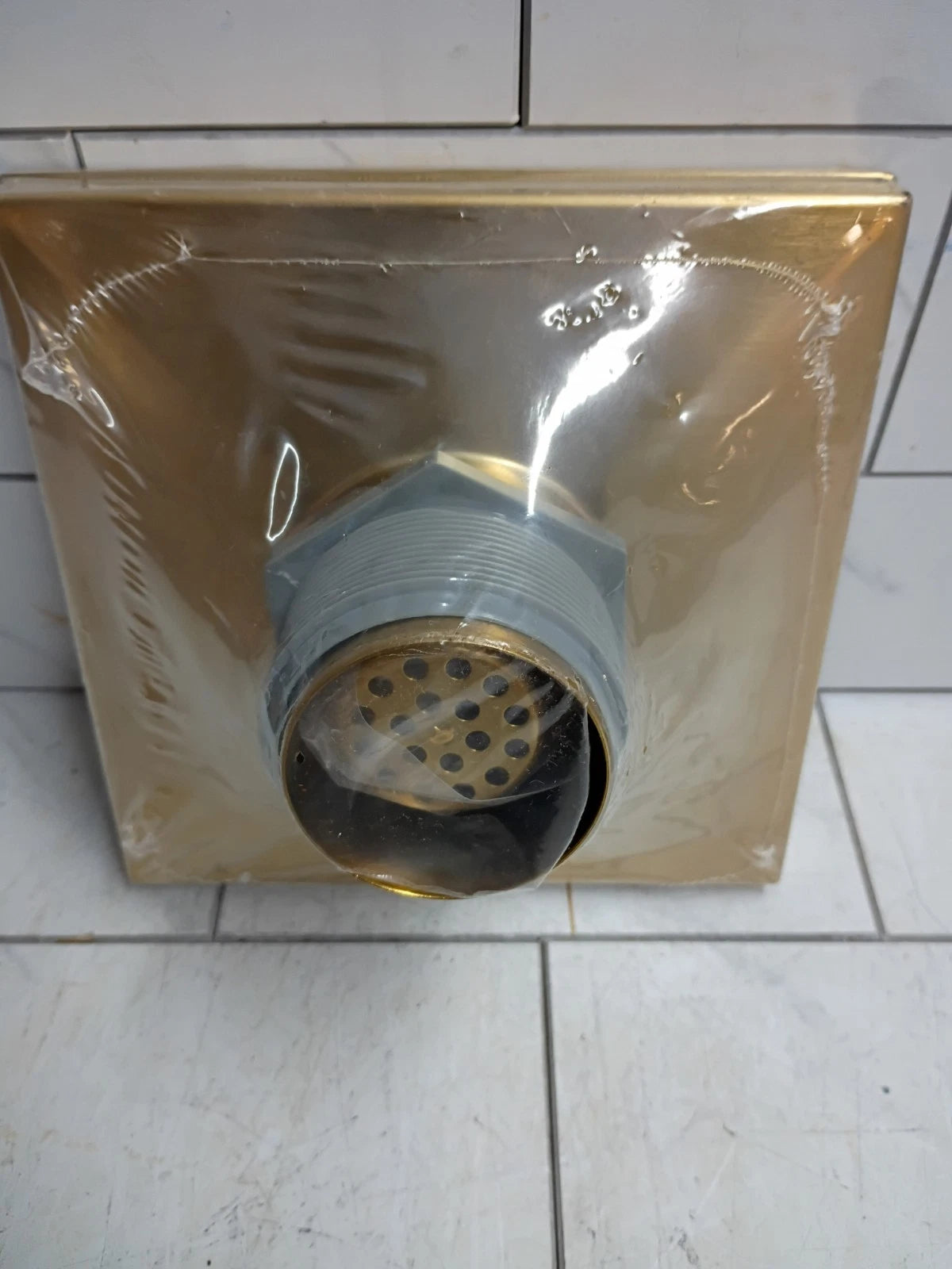 Reln Square Shower Drain with Square Pattern Drain Cover Brushed Gold 6x6" New