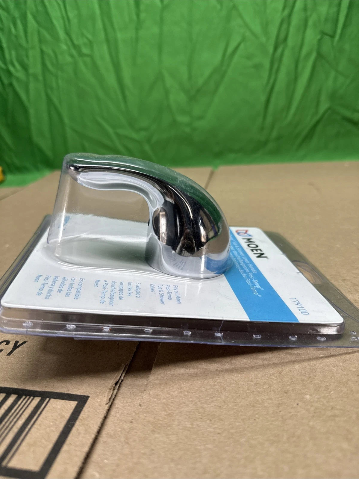 MOEN Posi-Temp Handle Kit 179100 CHROME NEW OPEN BOX