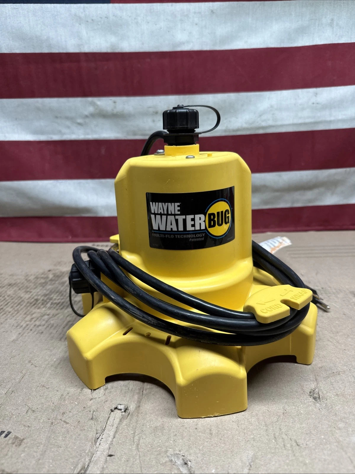 Wayne 1/6 HP WaterBUG Submersible Utility Pump with Multi-Flo Technology USED..