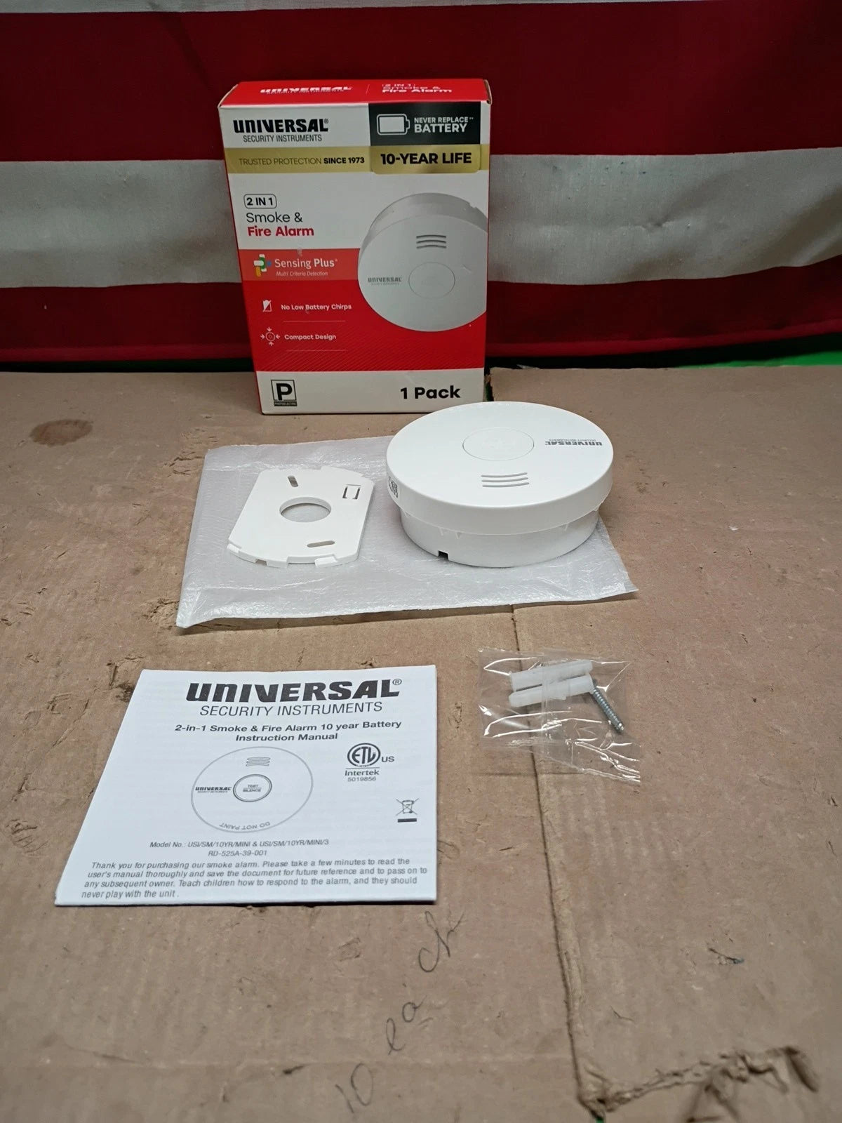 Lot Of 4 Universal Mini Smoke and Fire Detector New In OB