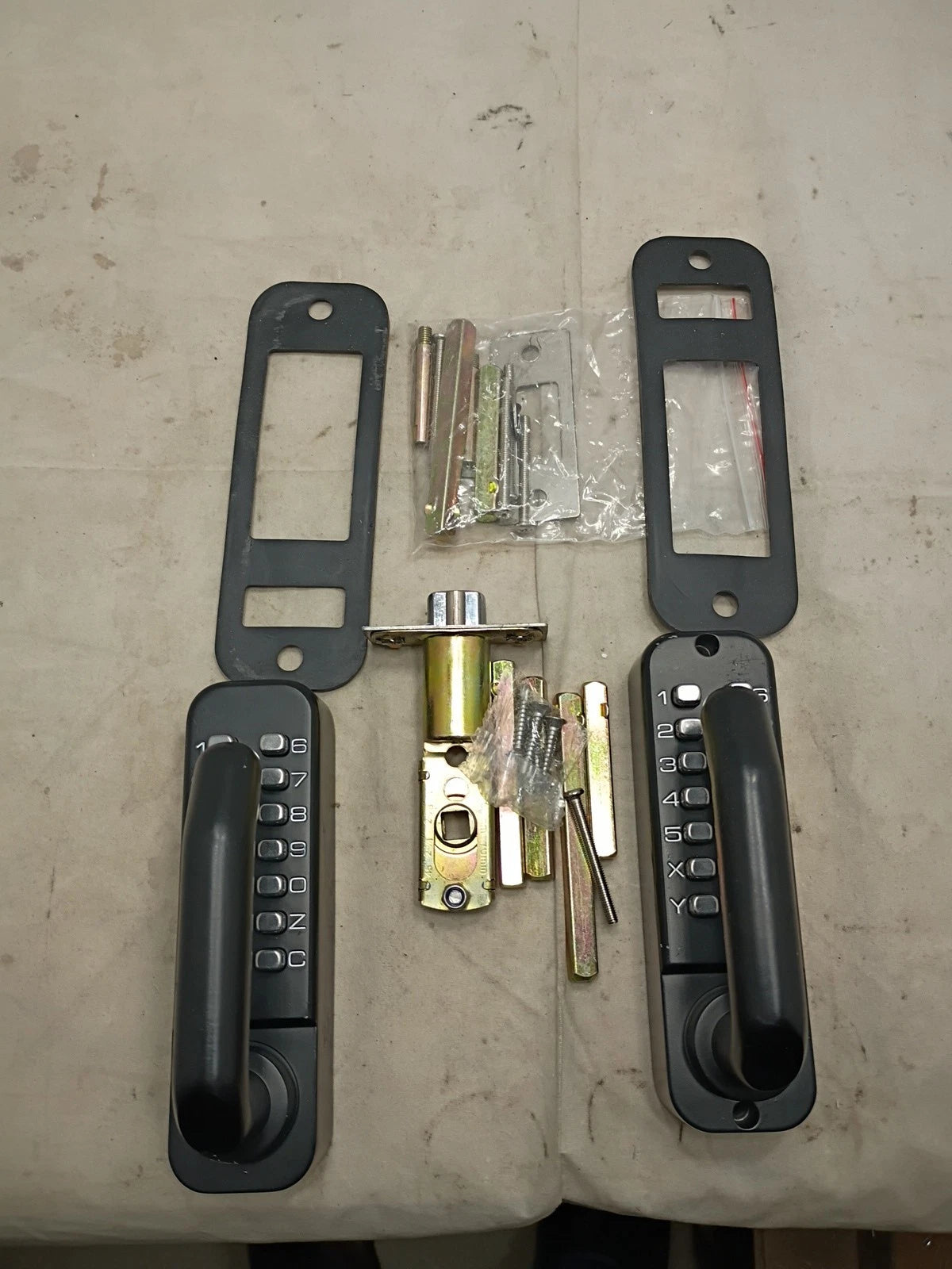 VEVOR Mechanical Keyless Entry Door Lock, 14 Digit Keypad, Double-sided