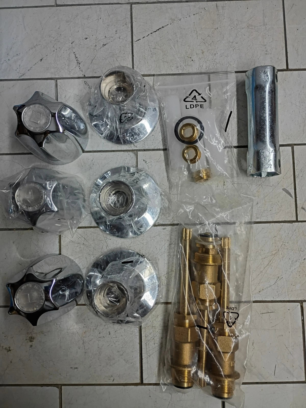 1PK Danco 39619 Tub/Shower Remodeling Kit for Pfister Verve CHROME, Open Box,