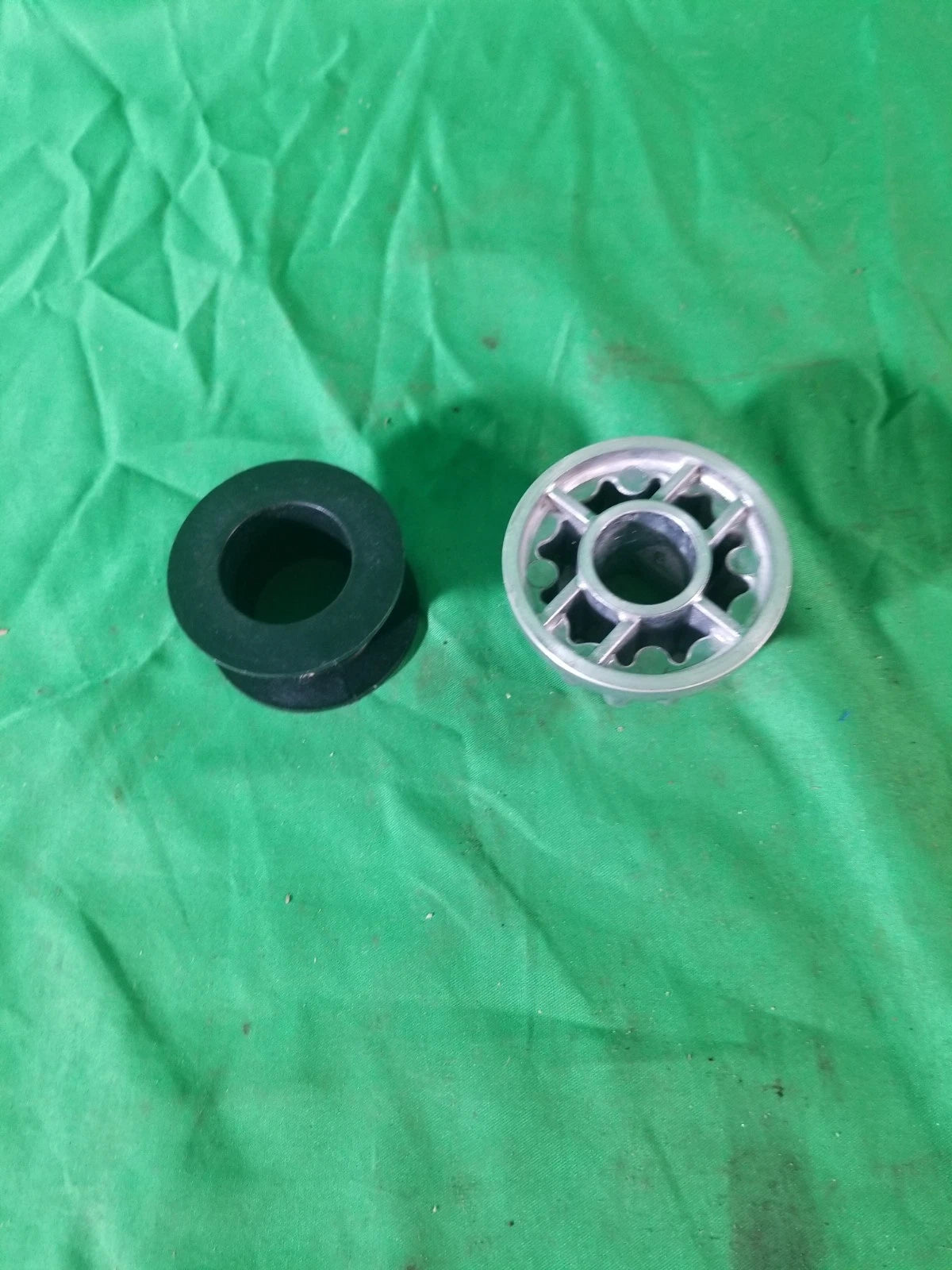 Homelite Ryobi 994873001 Genuine OEM Replacement Riding Mower Steering Wheel Set
