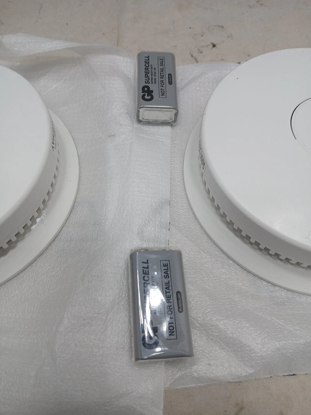 2 PACK UNIVERSAL Security Instruments Smoke And Fire Alarm ( Open Box )